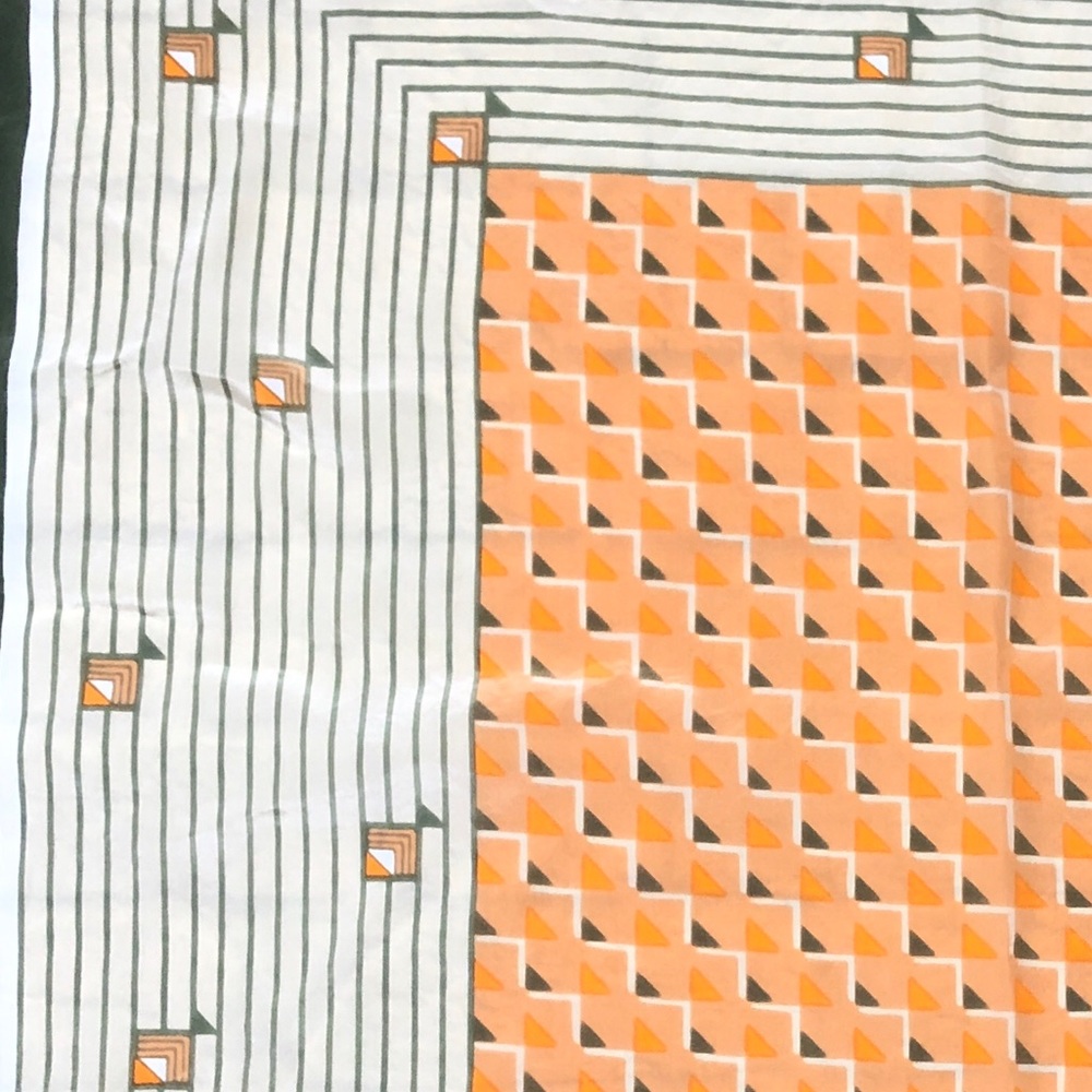 Guy Laroche Paris silk vintage Art Deco scarf - Picture 8 of 8